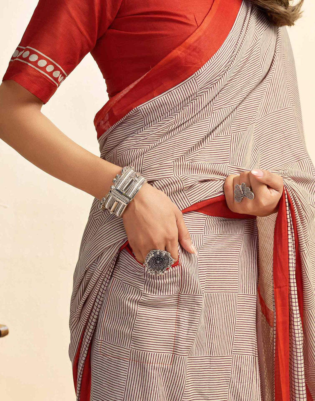 Ready To Wear Beige Cotton Printed Saree With Pocket