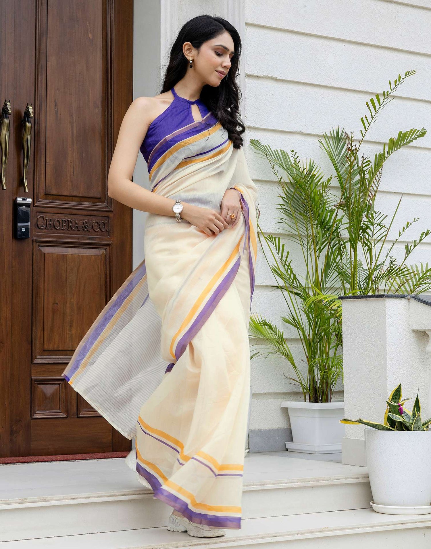 Ready To Wear Off White Linen Printed Saree