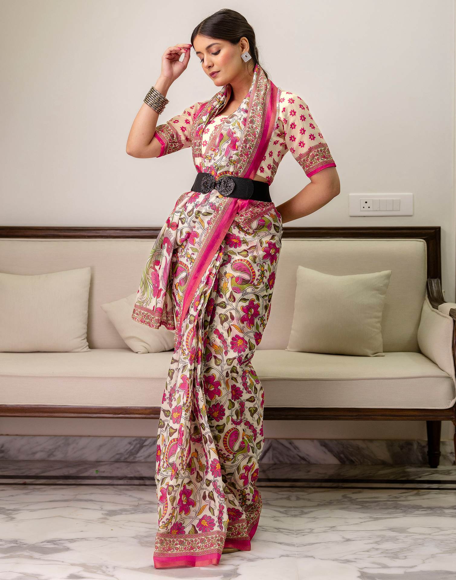 Ready To Wear Off White Linen Printed Saree