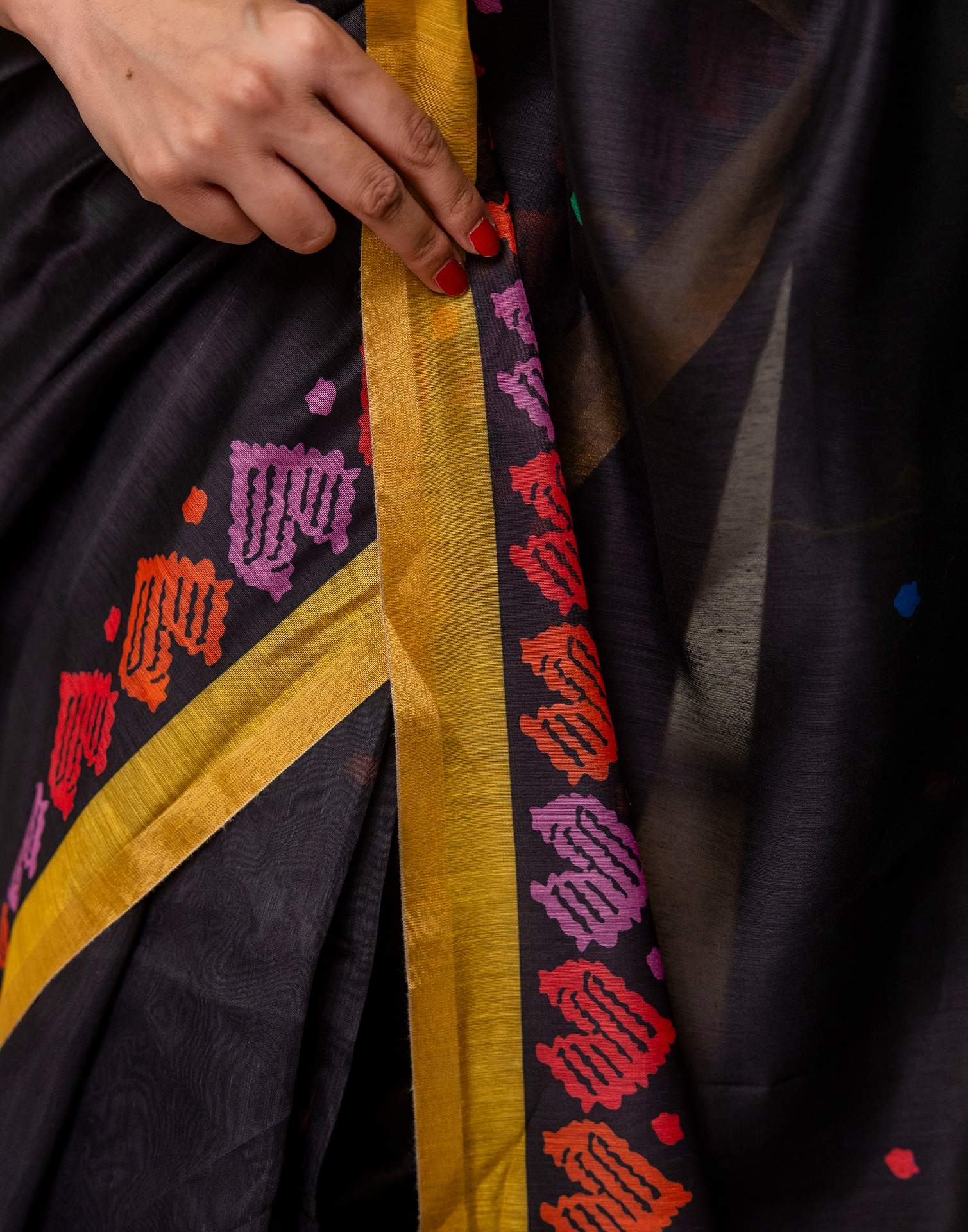 Ready To Wear Black Linen Printed Saree