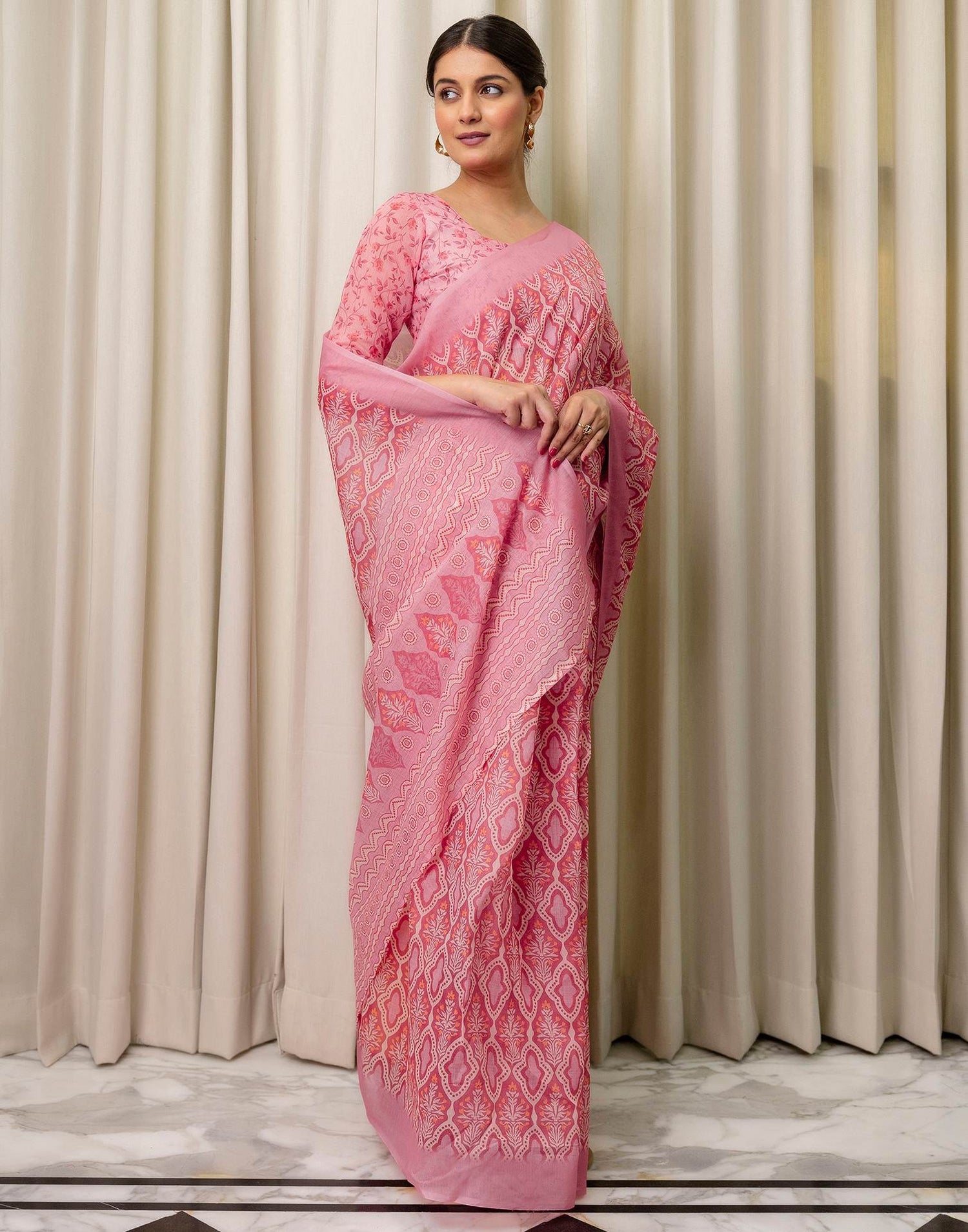Ready To Wear Pink Linen Printed Saree
