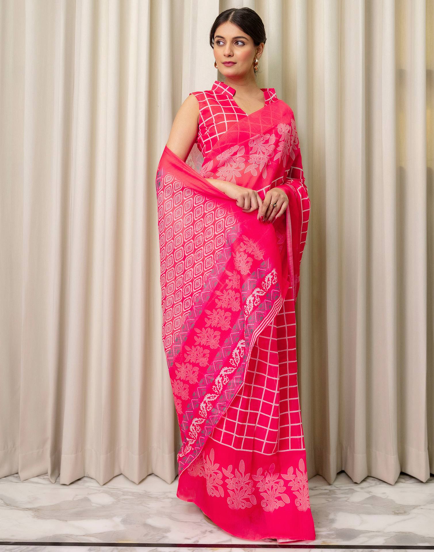 Ready To Wear Coral Pink Linen Printed Saree