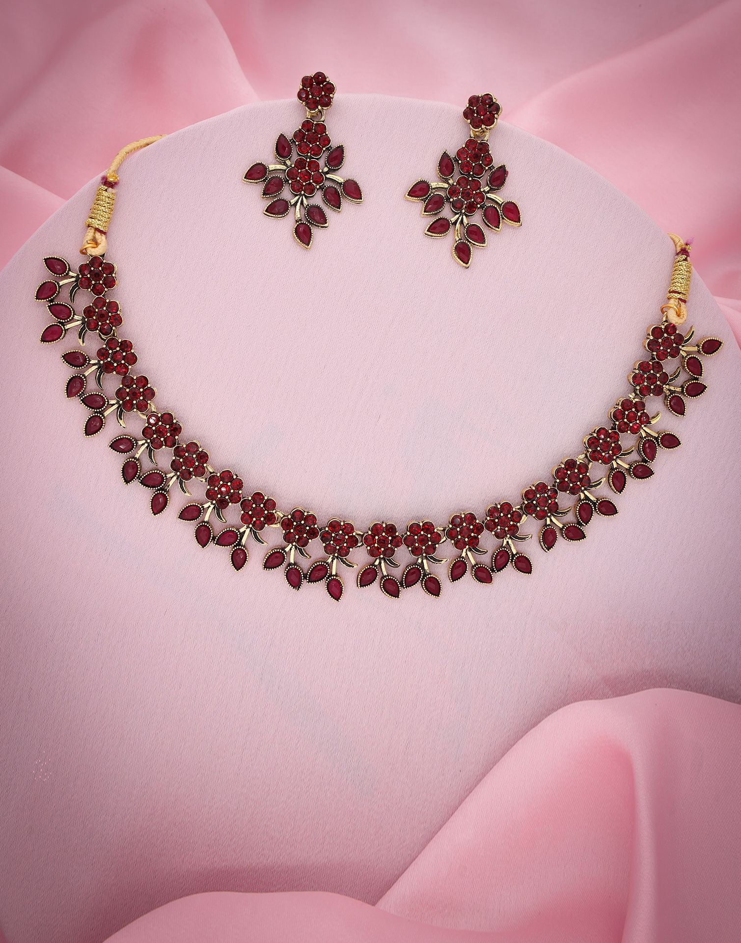 Maroon Gold Choker Necklace Set With Dangle Earring