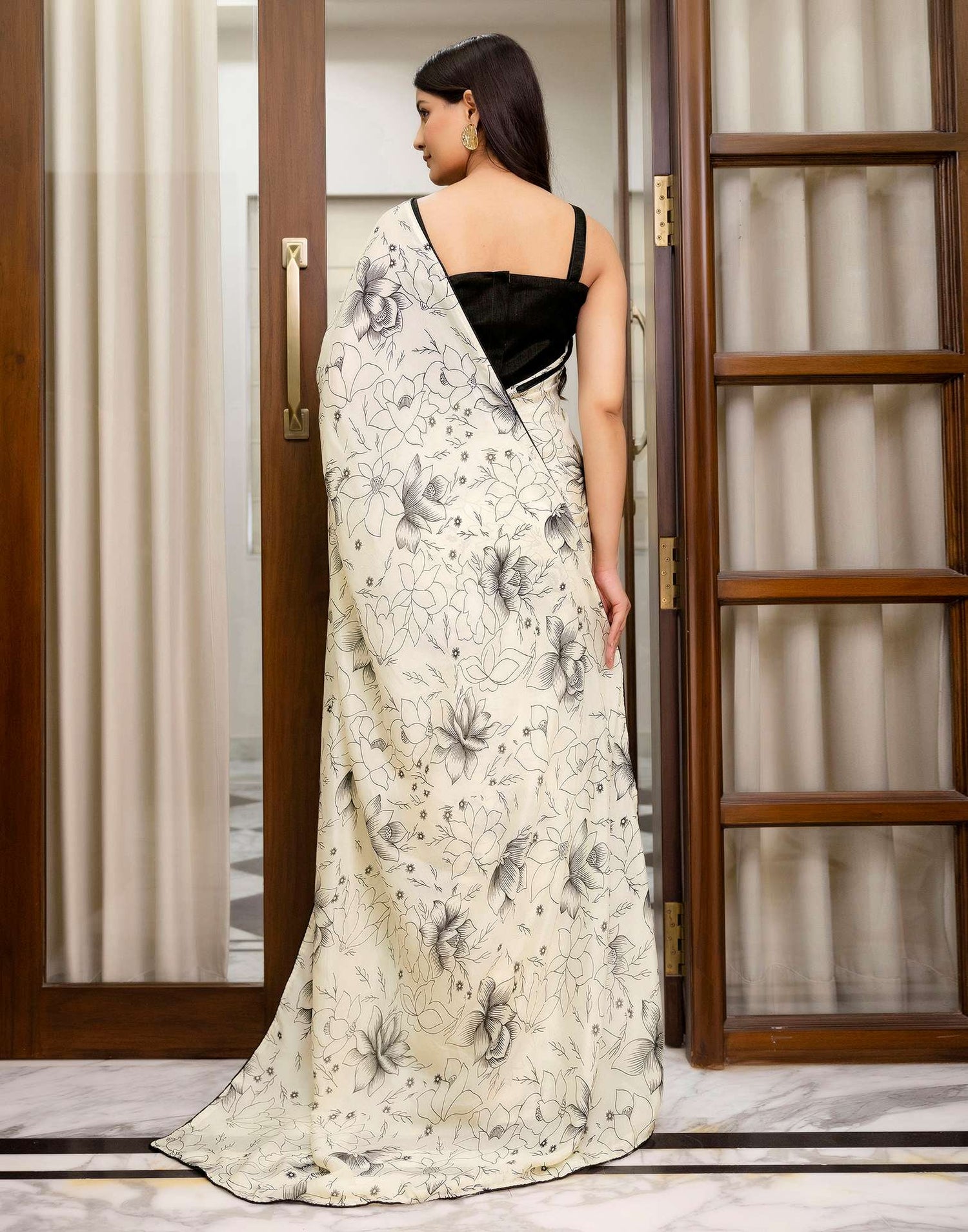 Ready To Wear Off White Chinnon Printed Saree