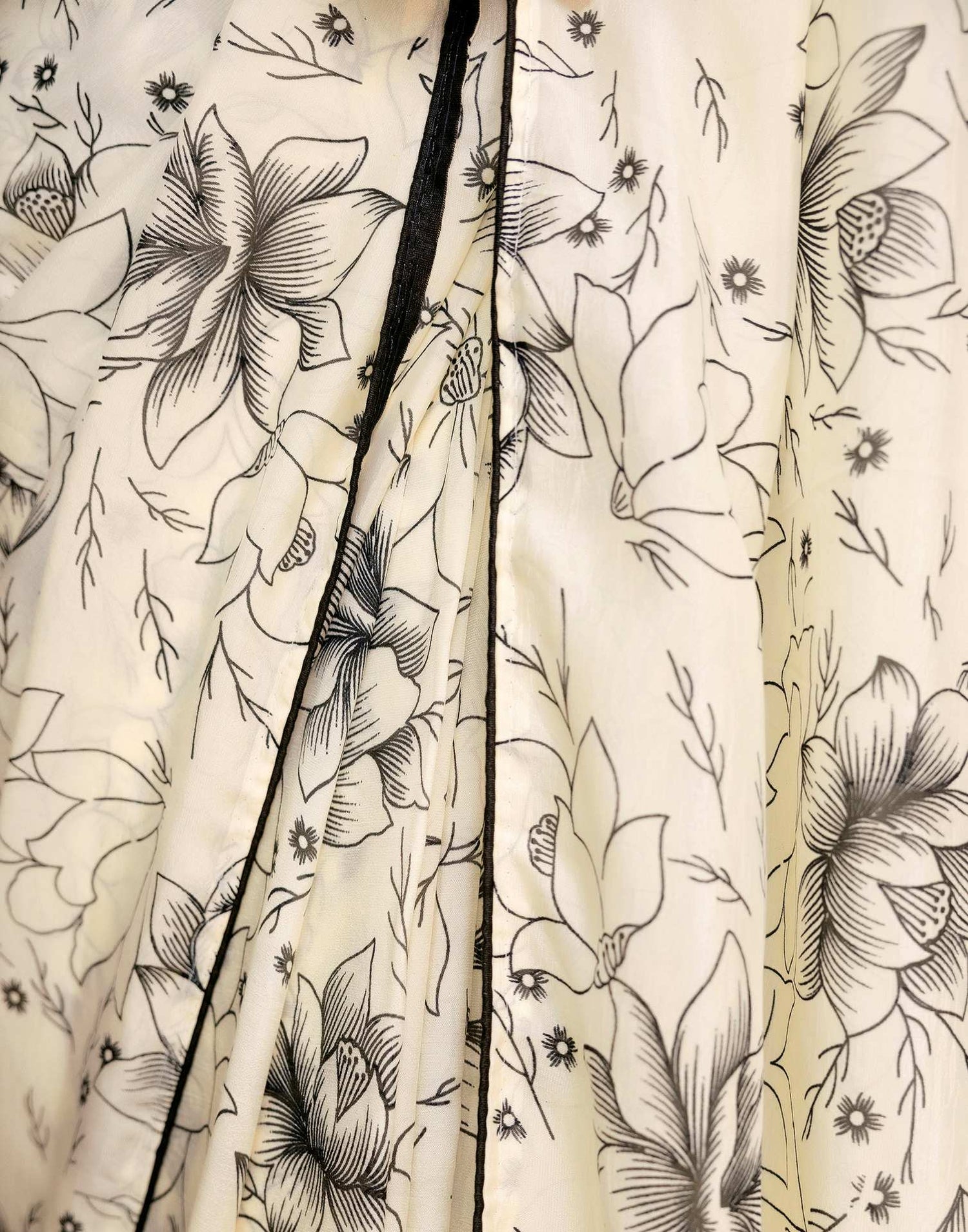 Ready To Wear Off White Chinnon Printed Saree