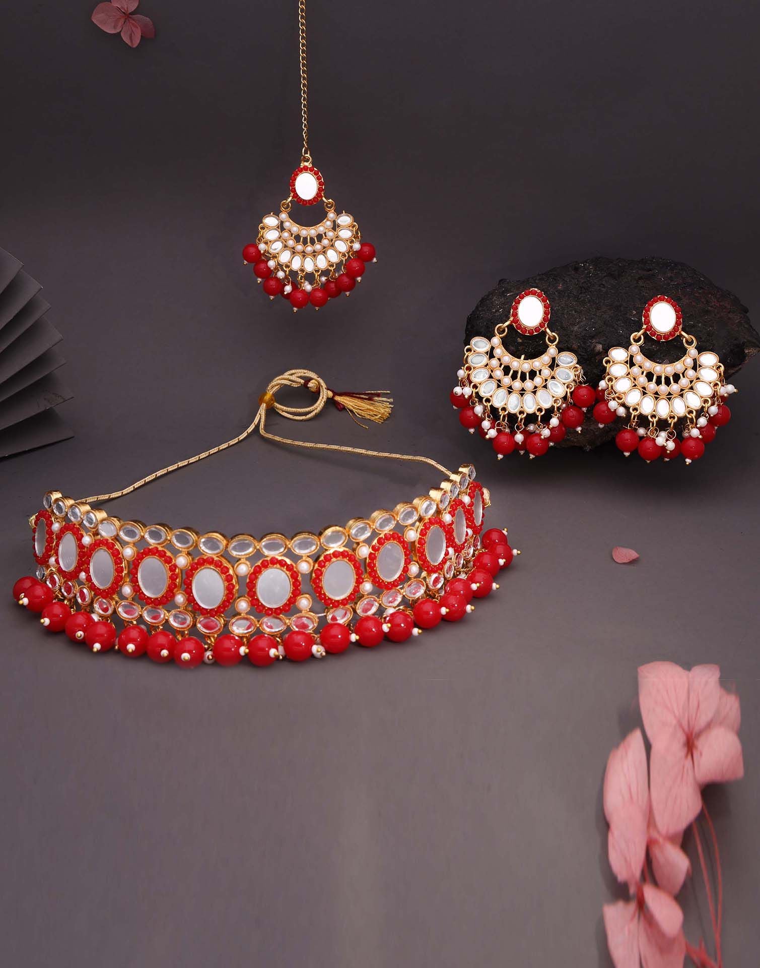 Red Gold Choker Necklace Set With Dangle Earring