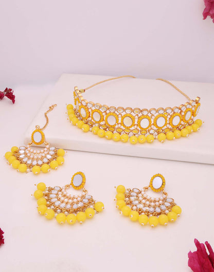 Yellow Gold Choker Necklace Set With Dangle Earring