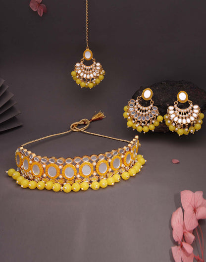 Yellow Gold Choker Necklace Set With Dangle Earring