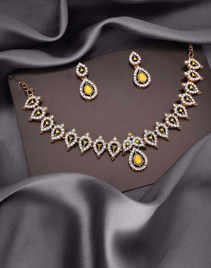 Yellow Gold Choker Necklace Set With Drop Earring