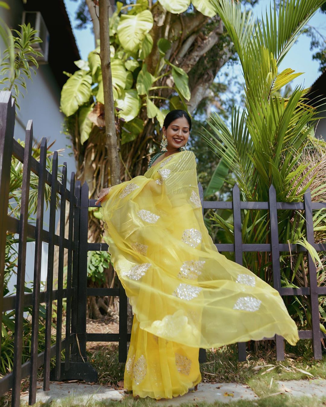 Mustard Yellow Organza Saree – miraiindia.in