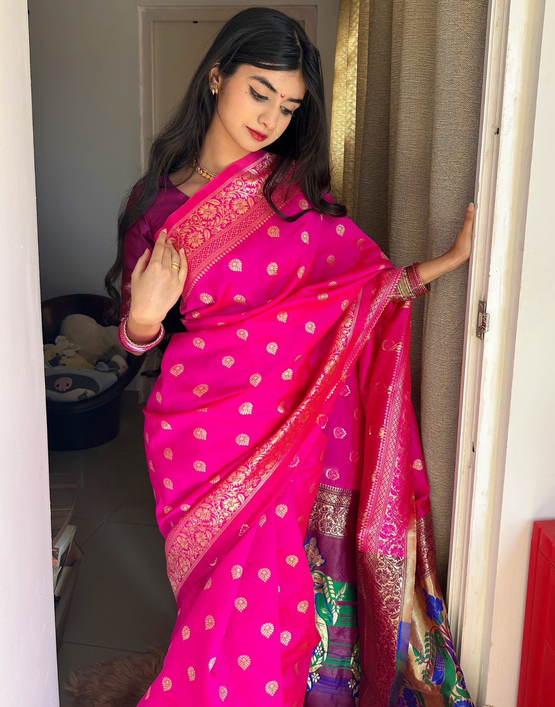 Magenta Silk Woven Paithani Saree