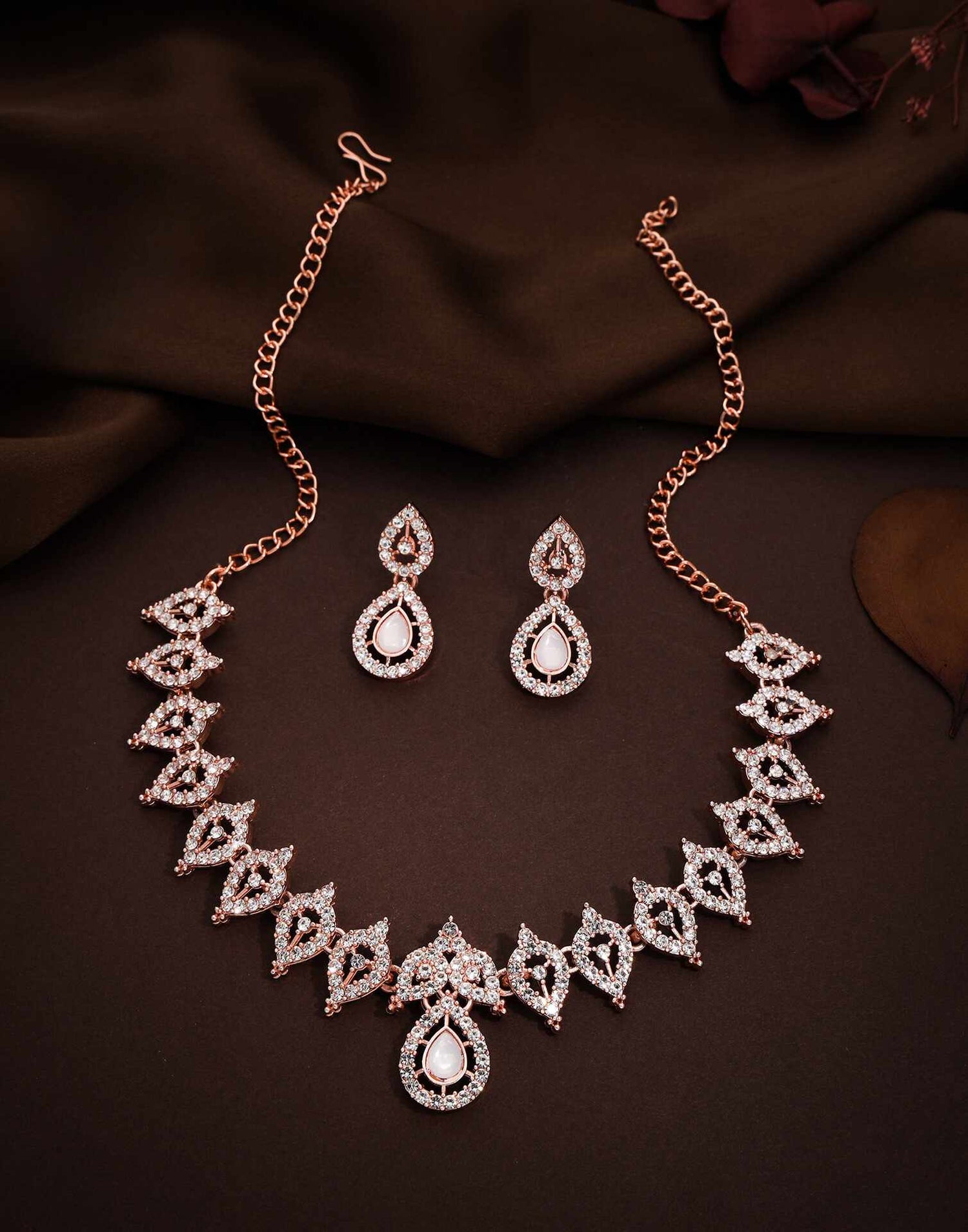 White Rose Gold Choker Necklace Set With Dangle Earring